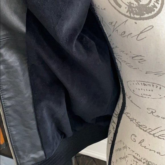 Leather jacket - Picture 7 of 8